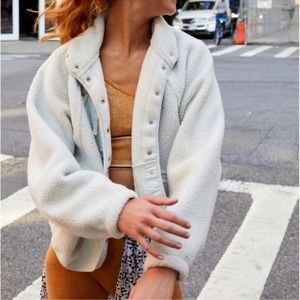 *SOLD* Free People hit the slopes jacket fleec